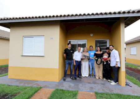 Autoridades destacam ações de redução do déficit habitacional em Dourados