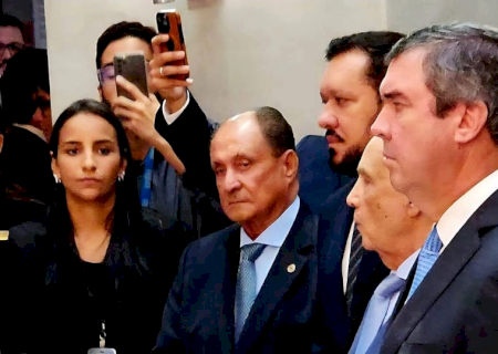 Zé Teixeira abre ano legislativo e renova compromisso com municipalismo