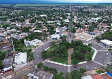 Justiça aumenta pena de homem que abusou de crianças que estavam com babá