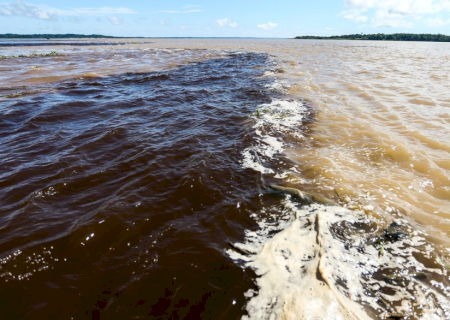 Manaus: helicóptero e sonares reforçam buscas por vítimas de naufrágio