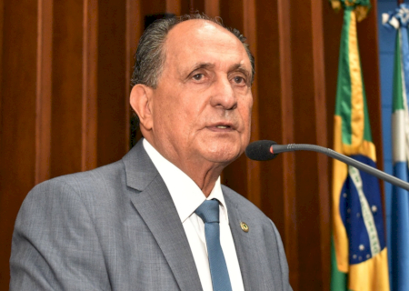 Zé Teixeira defende extensão do auxílio-saúde a servidores da Polícia Civil