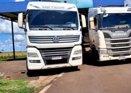 Veja o vídeo: PRF apreende duas carretas com 545 pneus contrabandeados