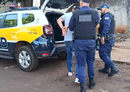 Homem é preso suspeito de esfaquear companheira após discussão em Dourados