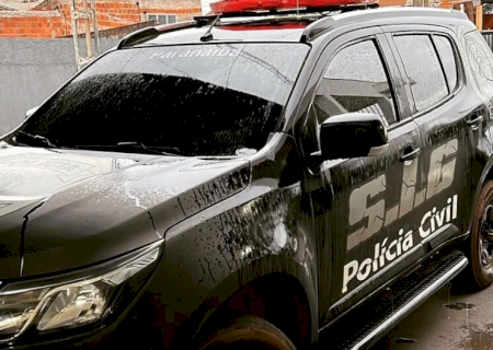 Mulher condenada por tráfico e associação criminosa é presa