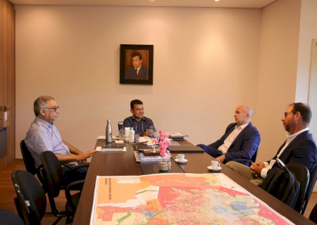 Prefeito apresenta potencialidades de Dourados para distribuidora de combustíveis