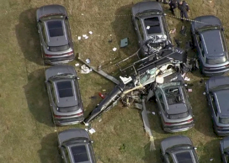 Dois helicópteros batem no ar, explodem e deixam 6 mortos no Rio de Janeiro