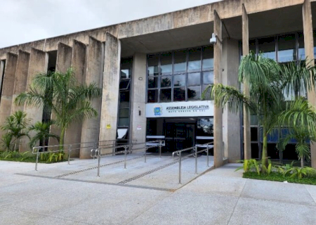 Assembleia vota em segunda discussão projeto da LDO para 2027