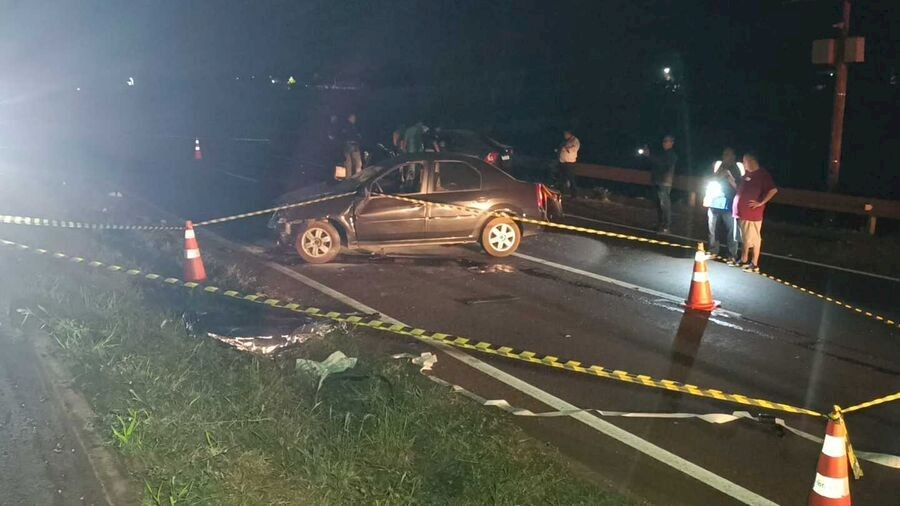 Acidente envolvendo três veículos deixa uma pessoa morta na BR-163