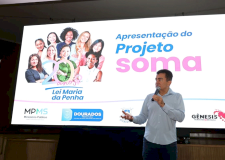 Prefeitura apresenta às forças de segurança, sistema que protege mulheres em situação de risco