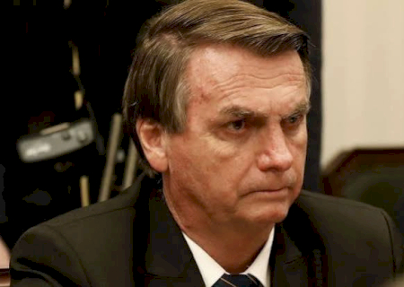 Defesa de Bolsonaro pede ao STF a suspensão do cumprimento da pena