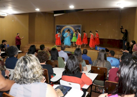 Prefeitura define regras para o programa Escola Destaque Educando com Amor 2026