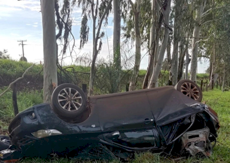 Homem morre após carro capotar entre Dourados e Fátima do Sul